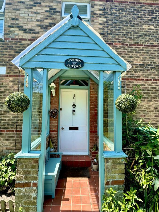 Garden Cottage - 3 Bedroom Close To Town And Beach Bournemouth Bagian luar foto
