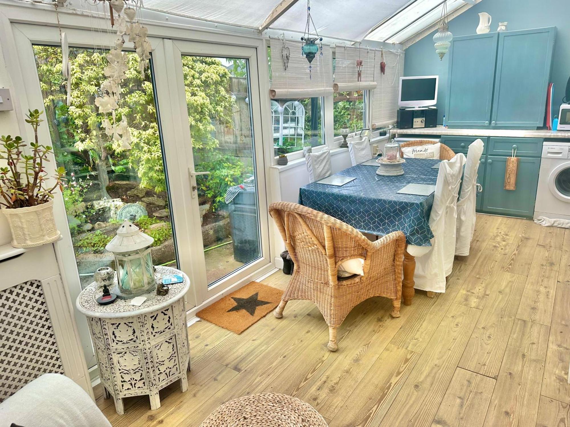 Garden Cottage - 3 Bedroom Close To Town And Beach Bournemouth Bagian luar foto