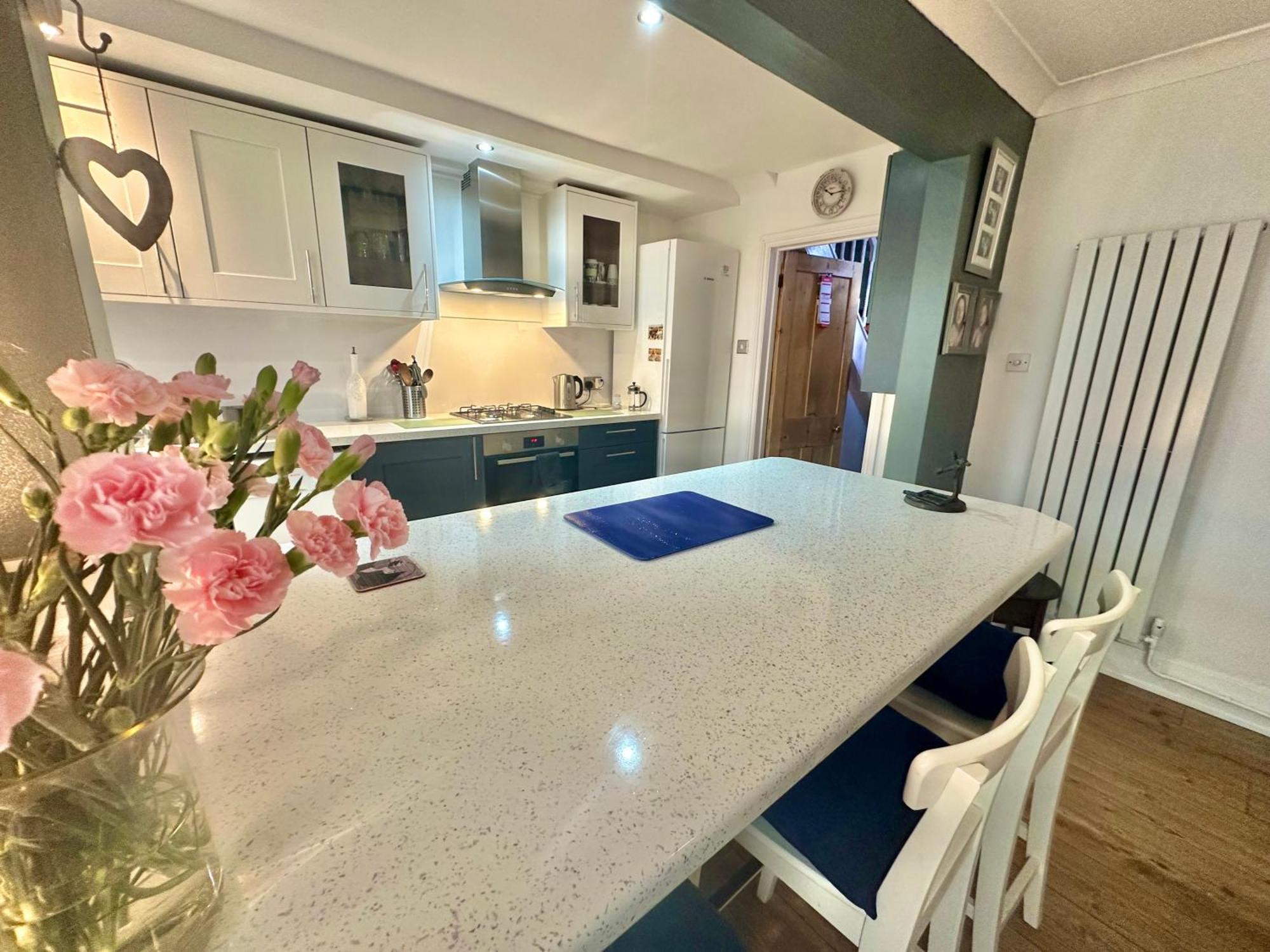 Garden Cottage - 3 Bedroom Close To Town And Beach Bournemouth Bagian luar foto